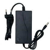 Fonte de Alimentação Eletrônica Bivolt Plug P4 5,5 x 2,1MM