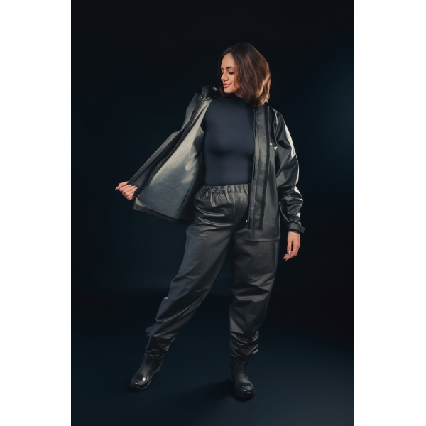Conjunto De Pvc Pop Capuz Com Bolso Preto Pioneira - GG